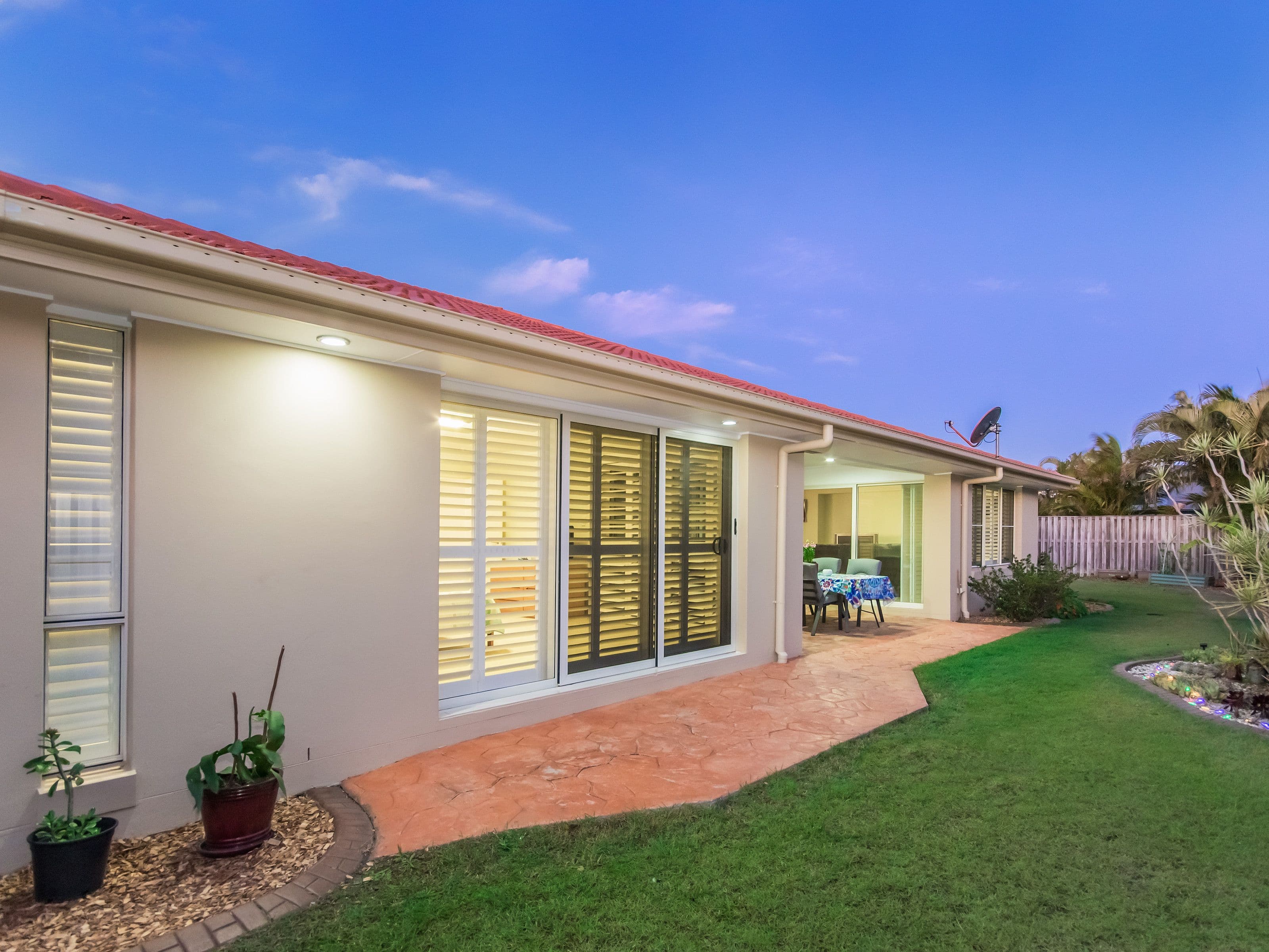 5 St Maarten Crescent, Oxenford QLD 4210, Oxenford - Thumbnail 2