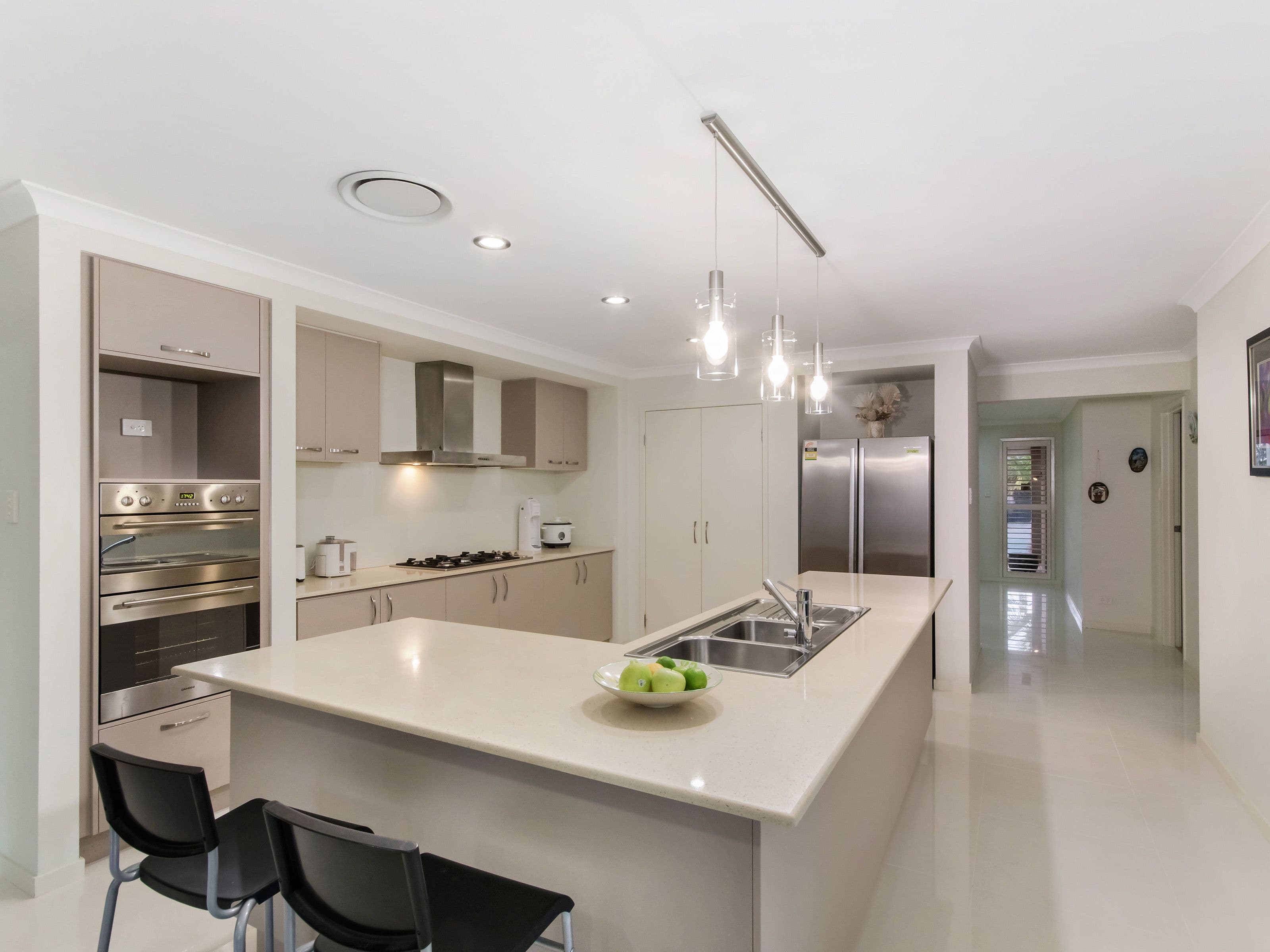 5 St Maarten Crescent, Oxenford QLD 4210, Oxenford - Thumbnail 5