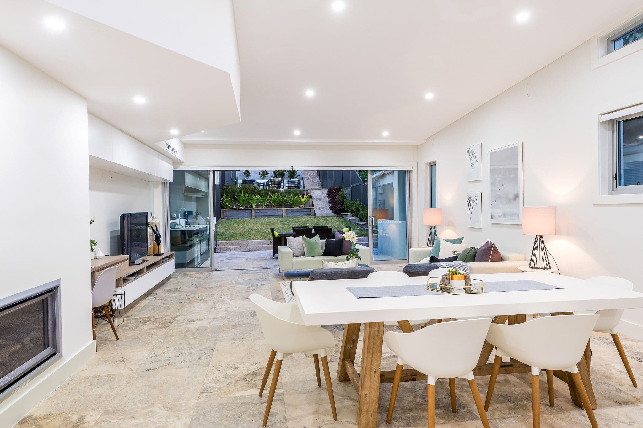 36 Undercliffe Road, Earlwood - Thumbnail 2