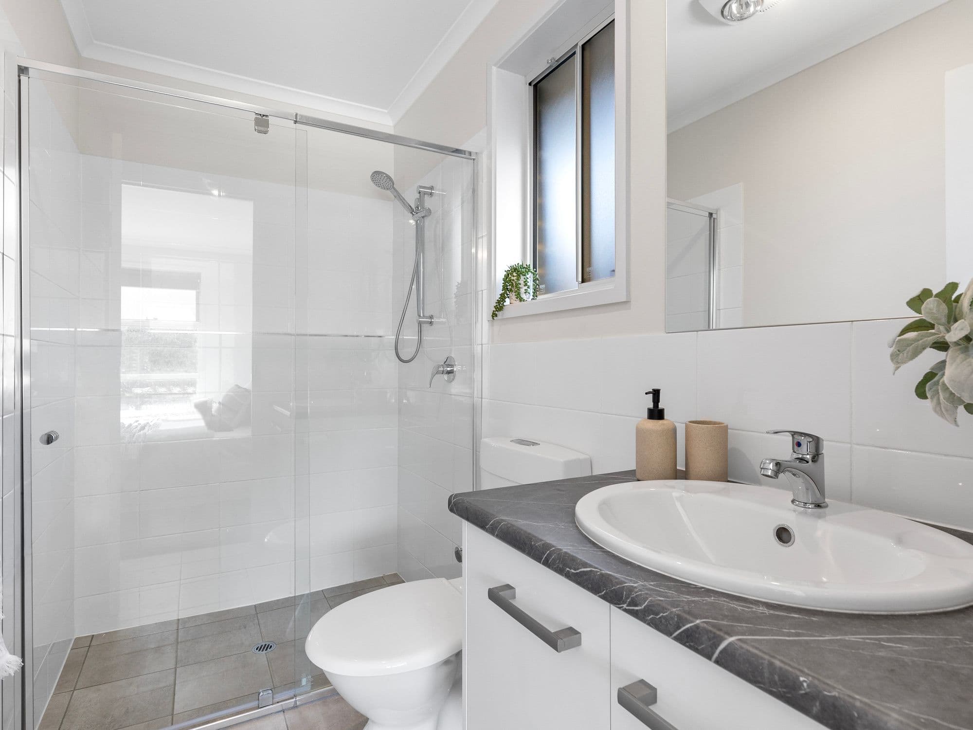 2 Lillimur Avenue, Morphett Vale SA 5162, Morphett Vale - Thumbnail 4