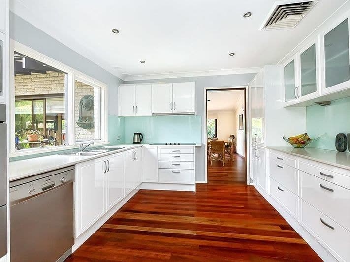 4 Simone Crescent, Strathfield - Thumbnail 2