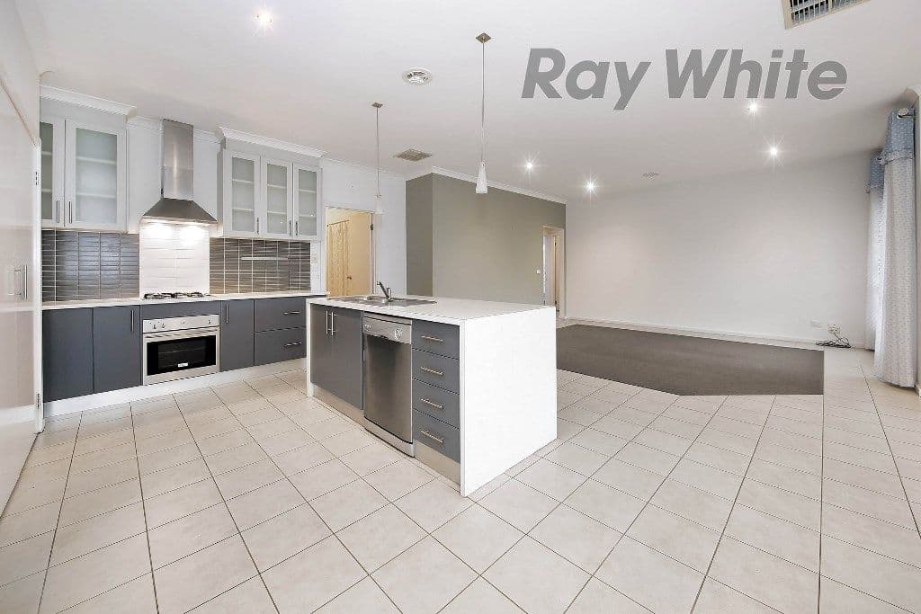 7 Tahlee Road, Point Cook VIC 3030, Point Cook - Thumbnail 7