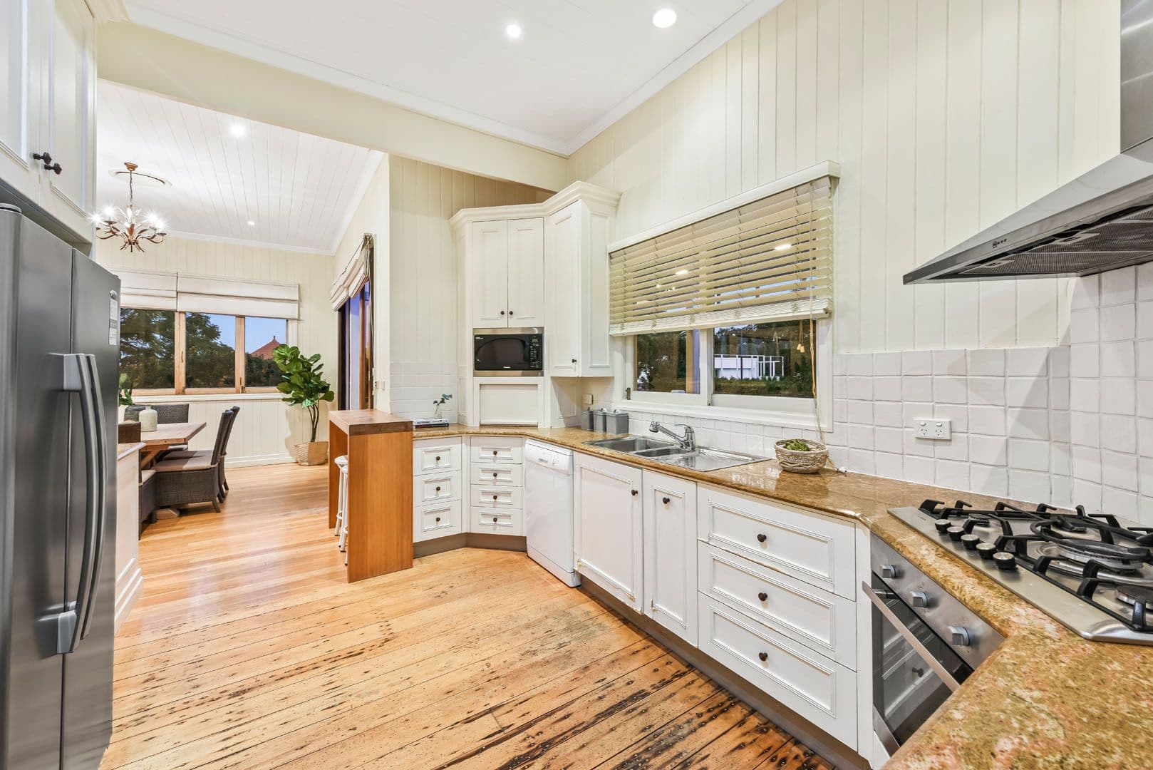 25 Kitchener Road, Ascot QLD 4007, Ascot - Thumbnail 4