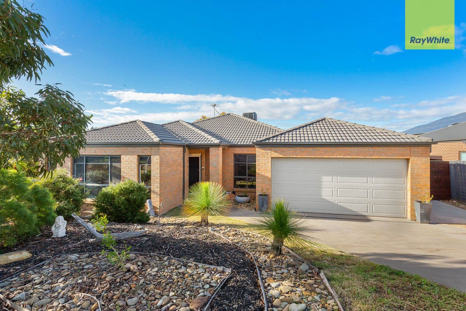 3 Currington Crescent, Darley VIC 3340, Darley - Thumbnail 2