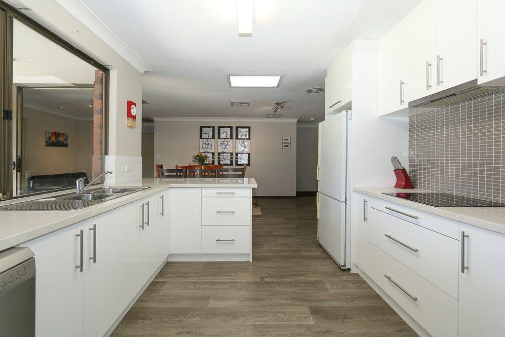 29 Oakover Way, Gosnells WA 6110, Gosnells - Thumbnail 2