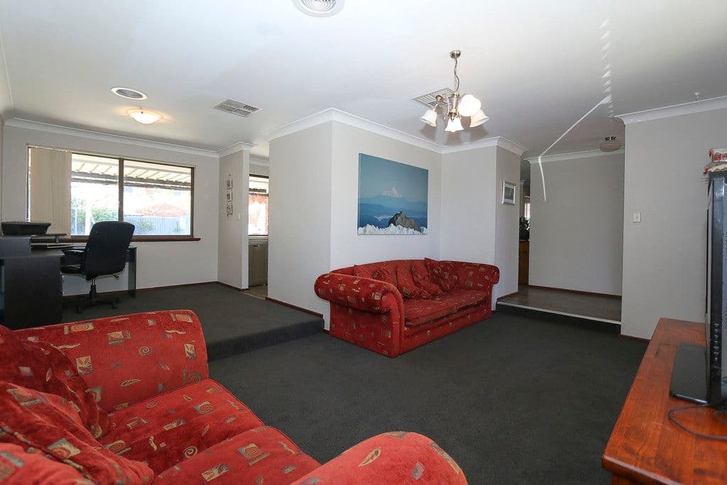 29 Oakover Way, Gosnells WA 6110, Gosnells - Thumbnail 3