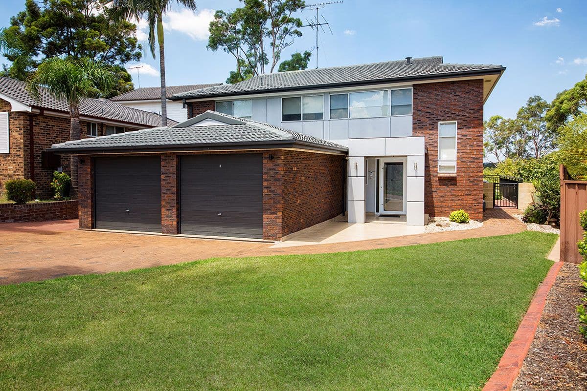 6 Orford Place, Illawong - Image 1
