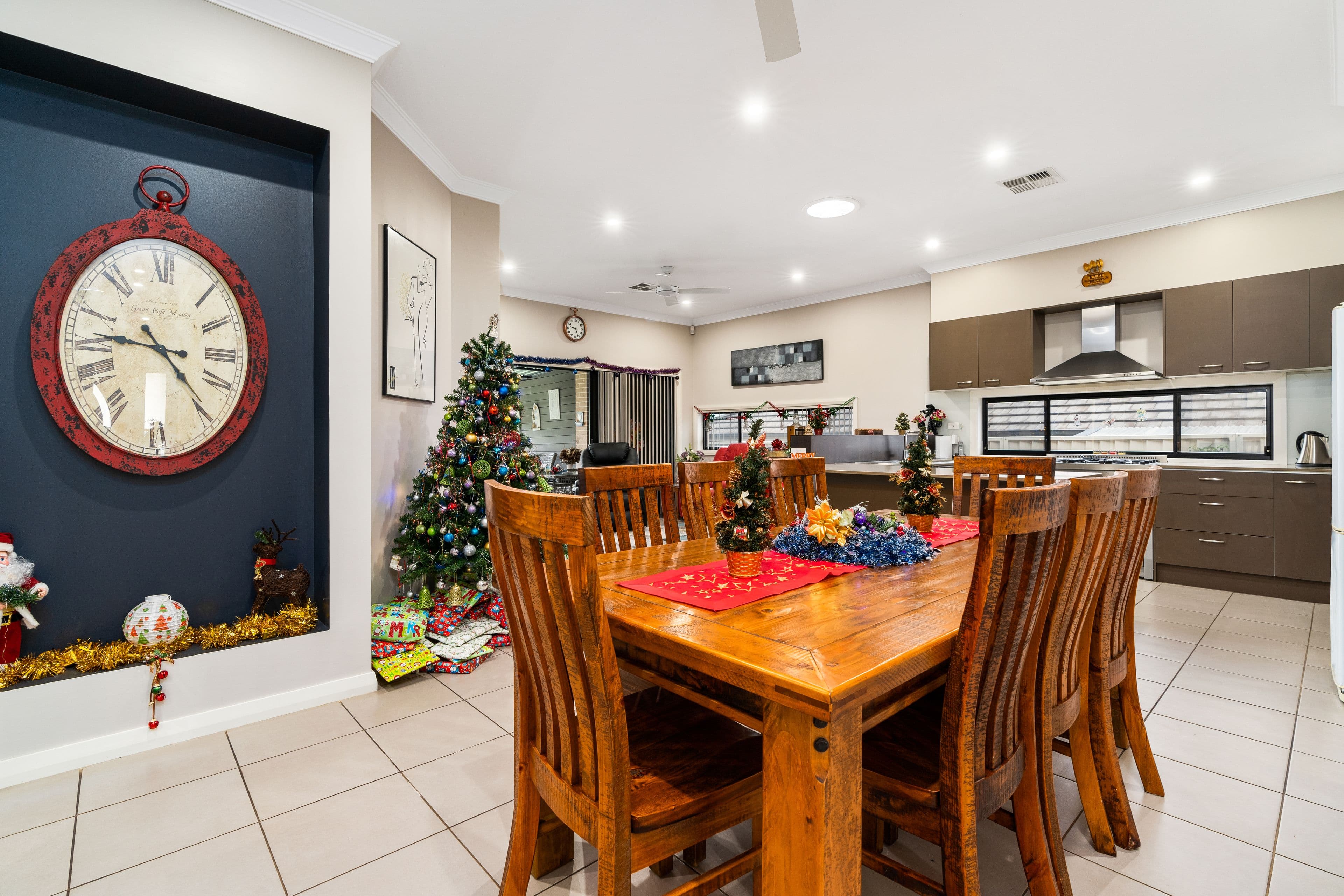 42 Moyengully Avenue, Mount Annan NSW 2567, Mount Annan - Thumbnail 4