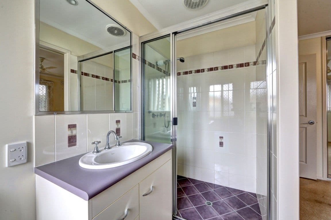 8 Grohn Street, BUNDABERG NORTH QLD 4670, Bundaberg North - Thumbnail 2