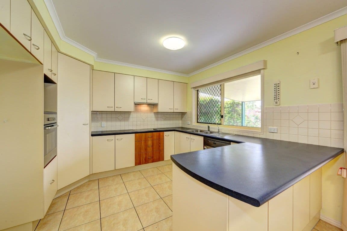8 Grohn Street, BUNDABERG NORTH QLD 4670, Bundaberg North - Thumbnail 4