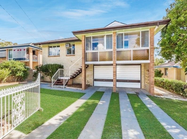 18 Waratah Drive, Clontarf QLD 4019, Clontarf - Image 1