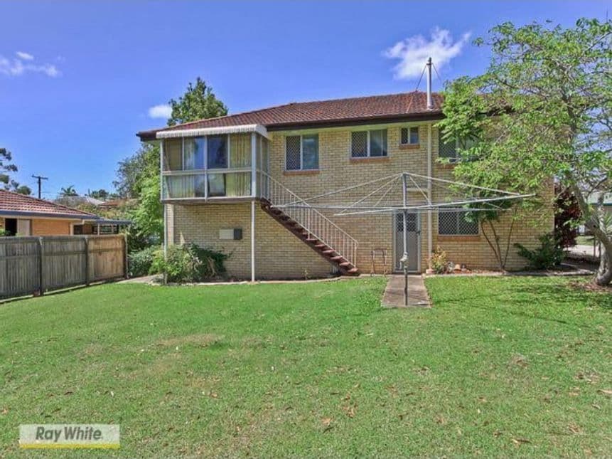 18 Waratah Drive, Clontarf QLD 4019, Clontarf - Thumbnail 2
