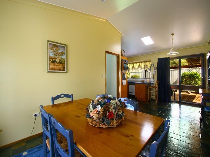 7  Bluegum Place, BARRACK HEIGHTS NSW 2528, Barrack Heights - Thumbnail 7