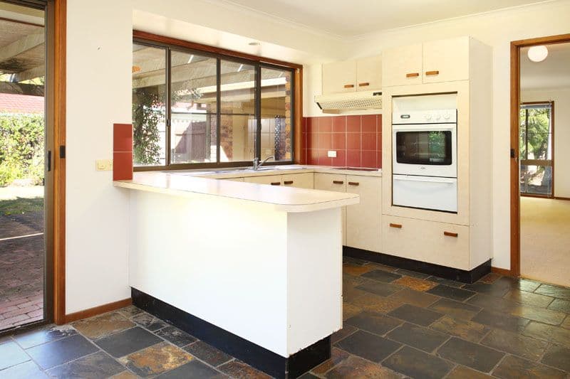 31 Greenford Street, CHAPEL HILL QLD 4069, Chapel Hill - Thumbnail 7