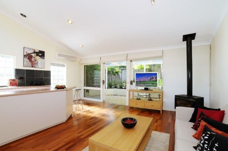18 Ruff Street, Norman Gardens QLD, Norman Gardens - Thumbnail 8