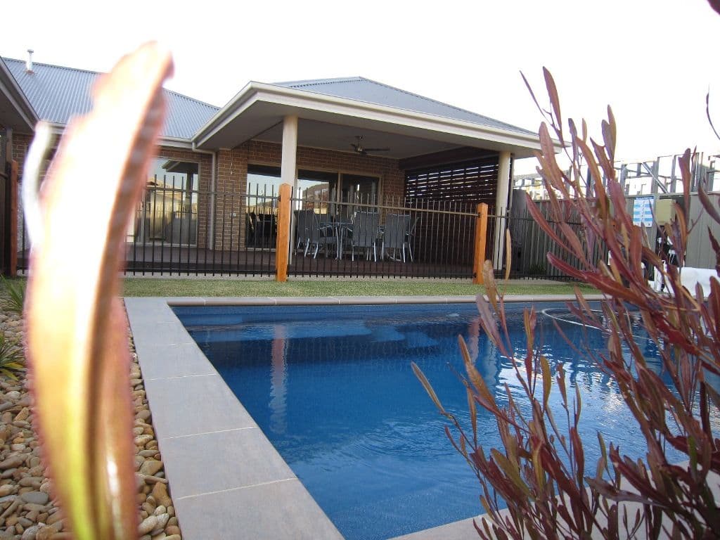 13 Caroline Court, ECHUCA VIC 3564, Echuca - Thumbnail 2