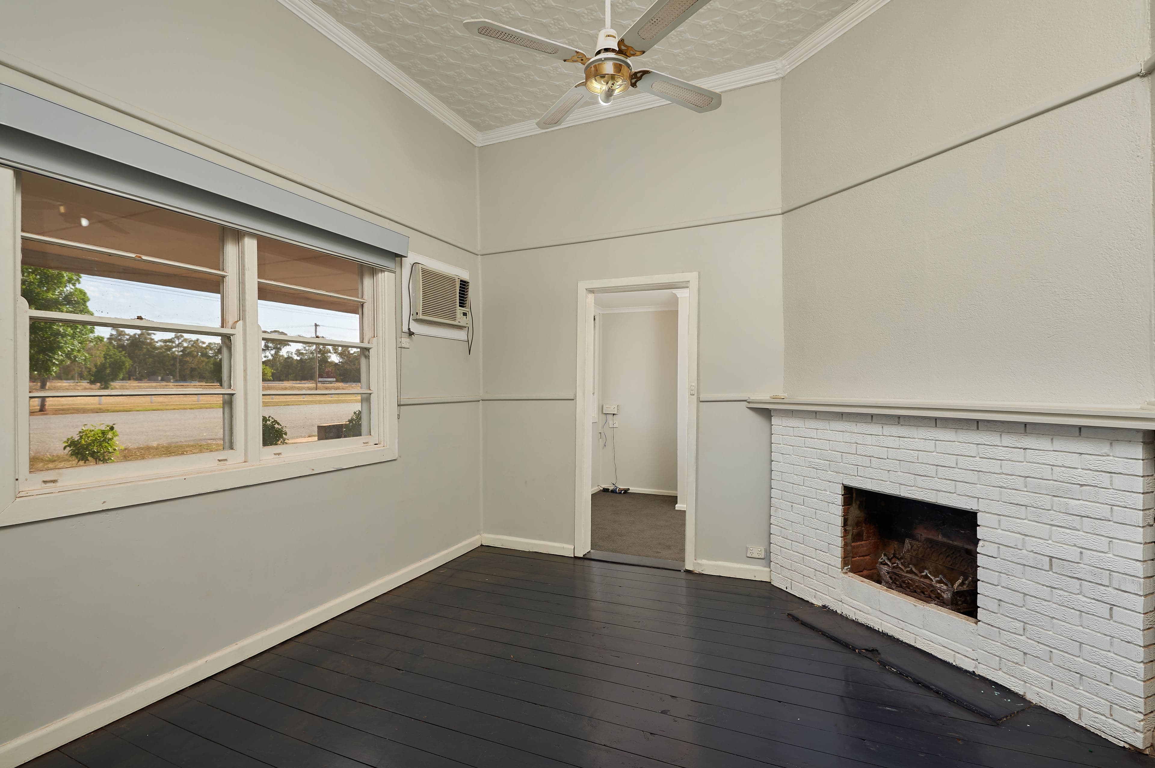 69 Waterview Street, Ganmain NSW 2702, Ganmain - Thumbnail 2