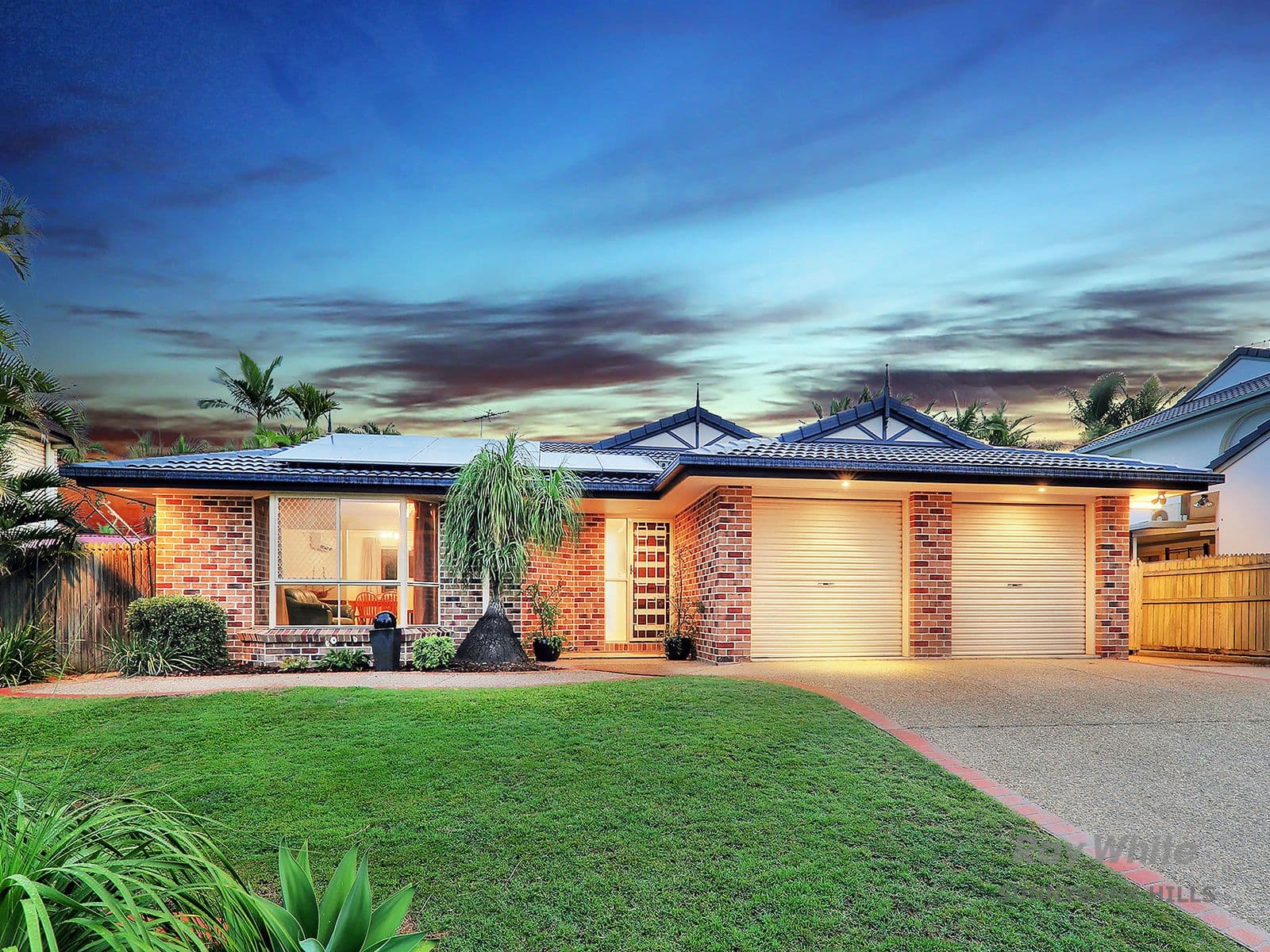 8 Daffodil Crescent, Calamvale QLD 4116, Calamvale - Thumbnail 2