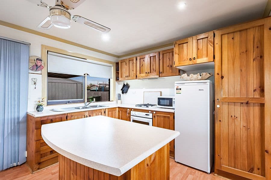 12 Silverton Court, Craigieburn VIC 3064, Craigieburn - Thumbnail 4