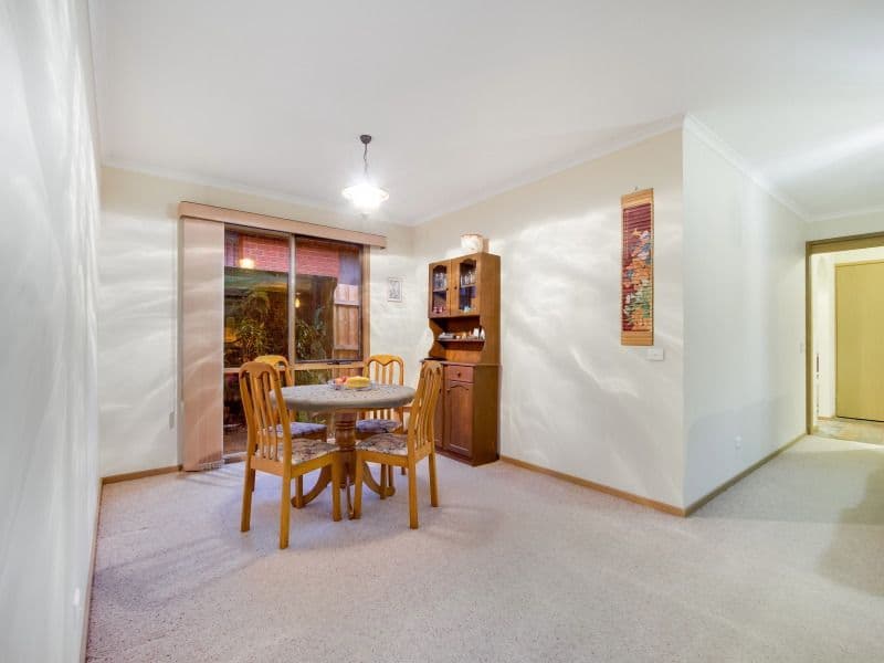 58 Raphael Crescent, Frankston VIC 3199, Frankston - Thumbnail 3