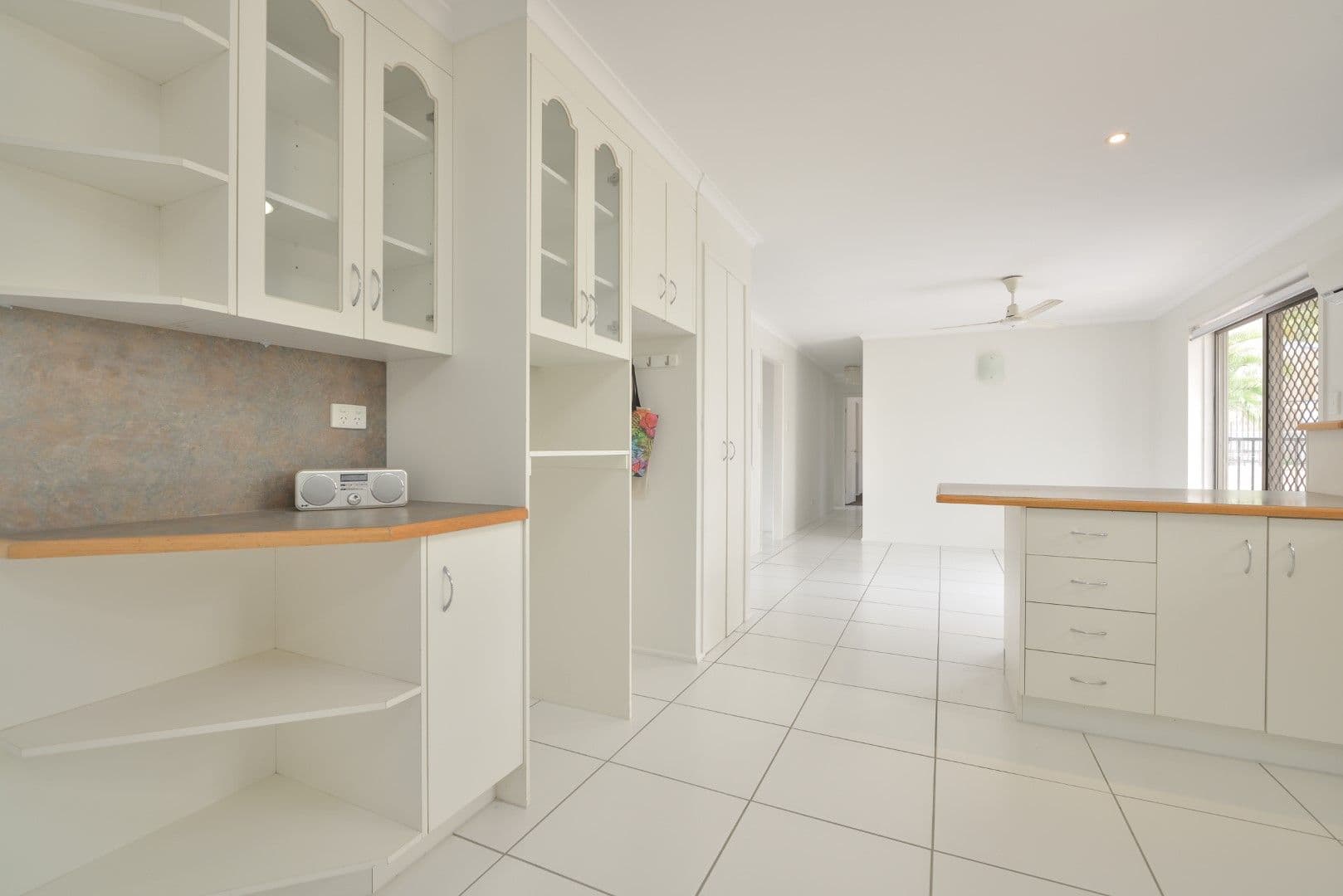 20 Waratah Street, Kin Kora QLD 4680, Kin Kora - Thumbnail 6