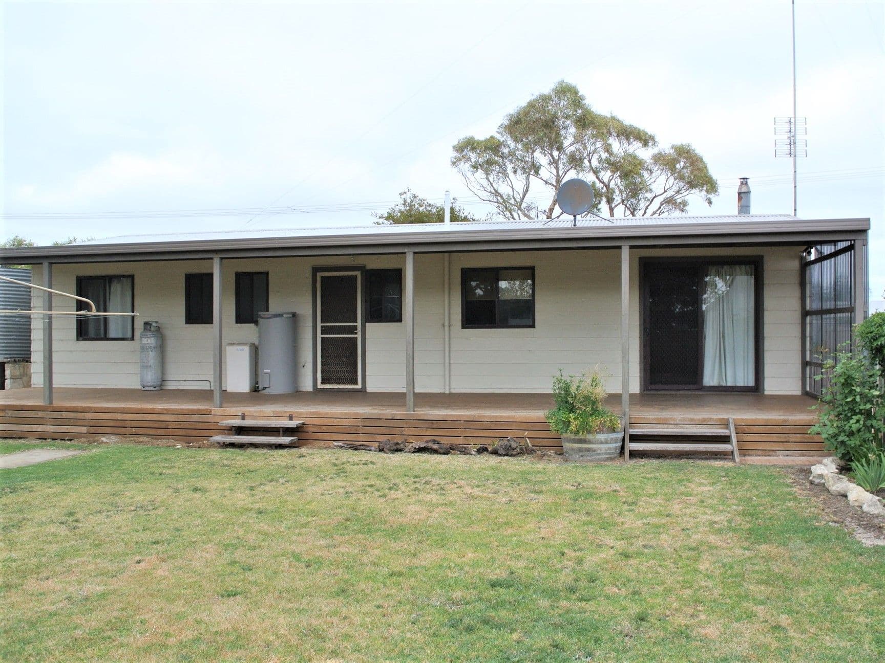 4 Clarke Street, Kingston Se SA 5275, Kingston Se - Thumbnail 2