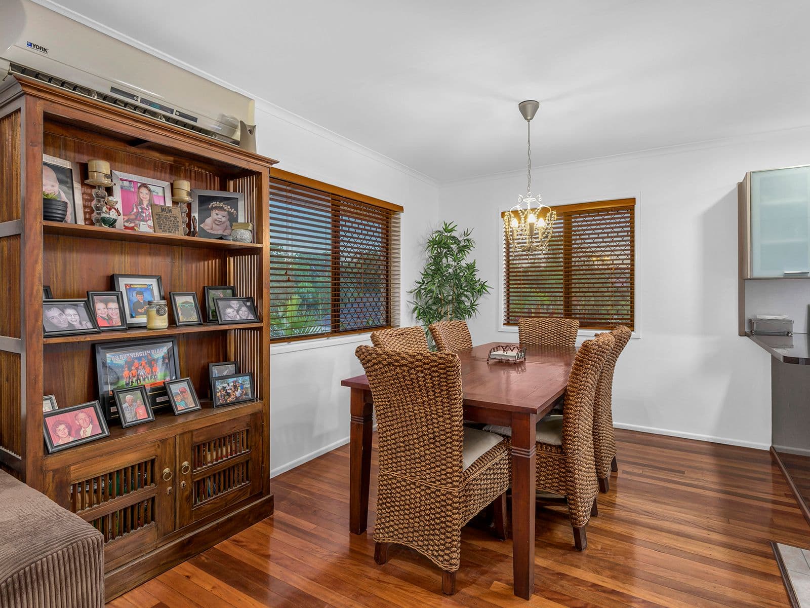 4 Walpole Street, McDowall QLD 4053, McDowall - Thumbnail 3