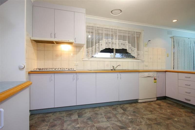 396 Grimshaw Street, BUNDOORA VIC 3083, Bundoora - Thumbnail 2