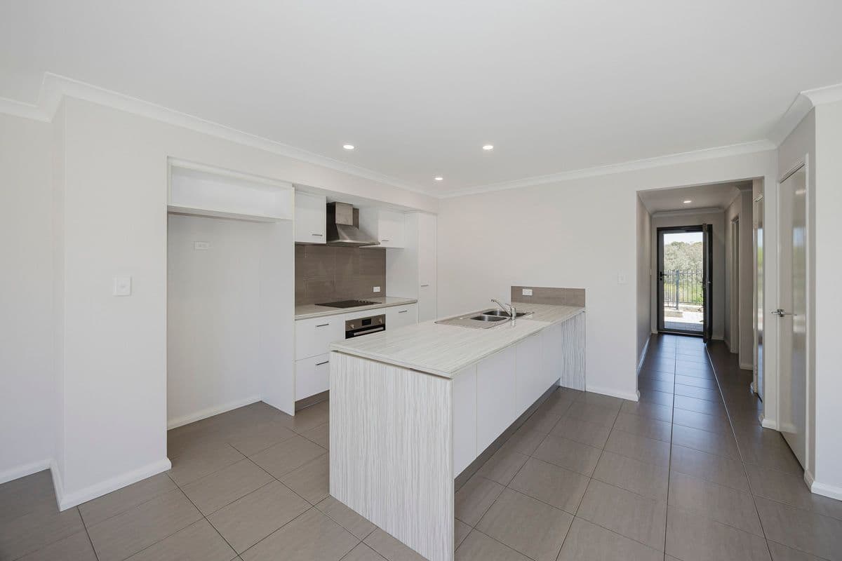 26 Nullarbor Avenue, Yanchep WA 6035, Yanchep - Thumbnail 3