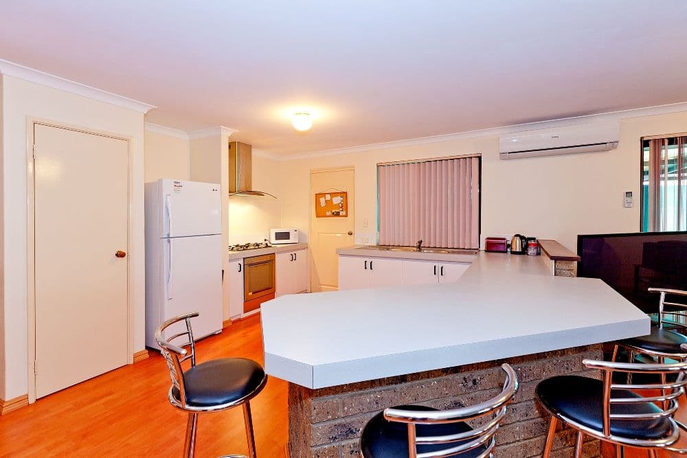 25 Porter Gardens, LEDA WA 6170, Leda - Thumbnail 4