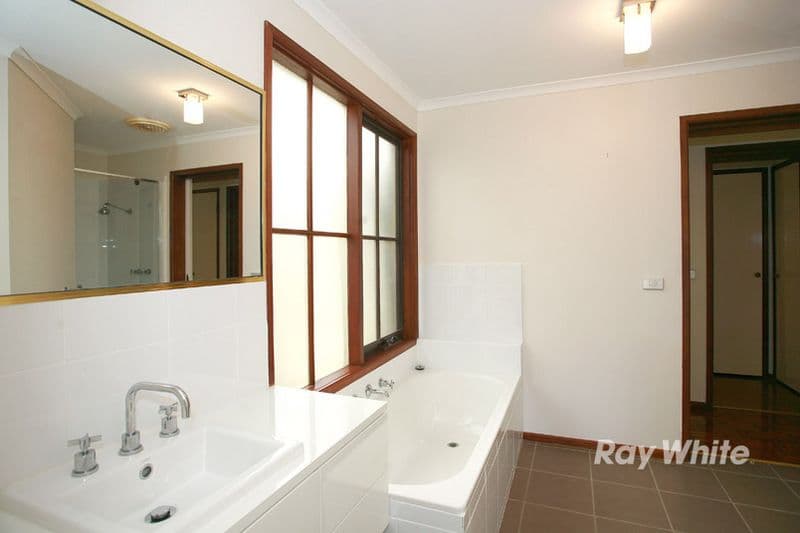 38 Denham Crescent, CRANBOURNE NORTH VIC 3977, Cranbourne North - Thumbnail 7