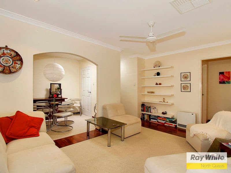 14 Hazelbury Street, GREENWOOD WA 6024, Greenwood - Thumbnail 4