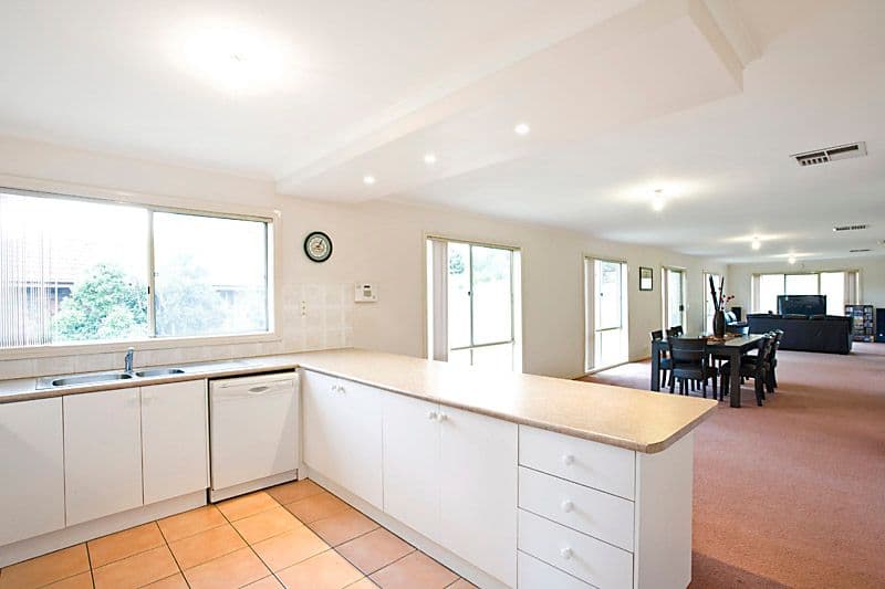 4 Peter Court, MOOROOLBARK VIC 3138, Mooroolbark - Thumbnail 8