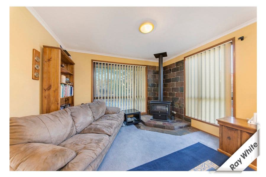 18 Desailly Crescent, KAMBAH ACT 2902, Kambah - Thumbnail 3