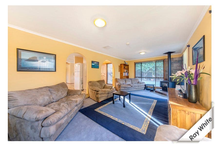 18 Desailly Crescent, KAMBAH ACT 2902, Kambah - Thumbnail 4