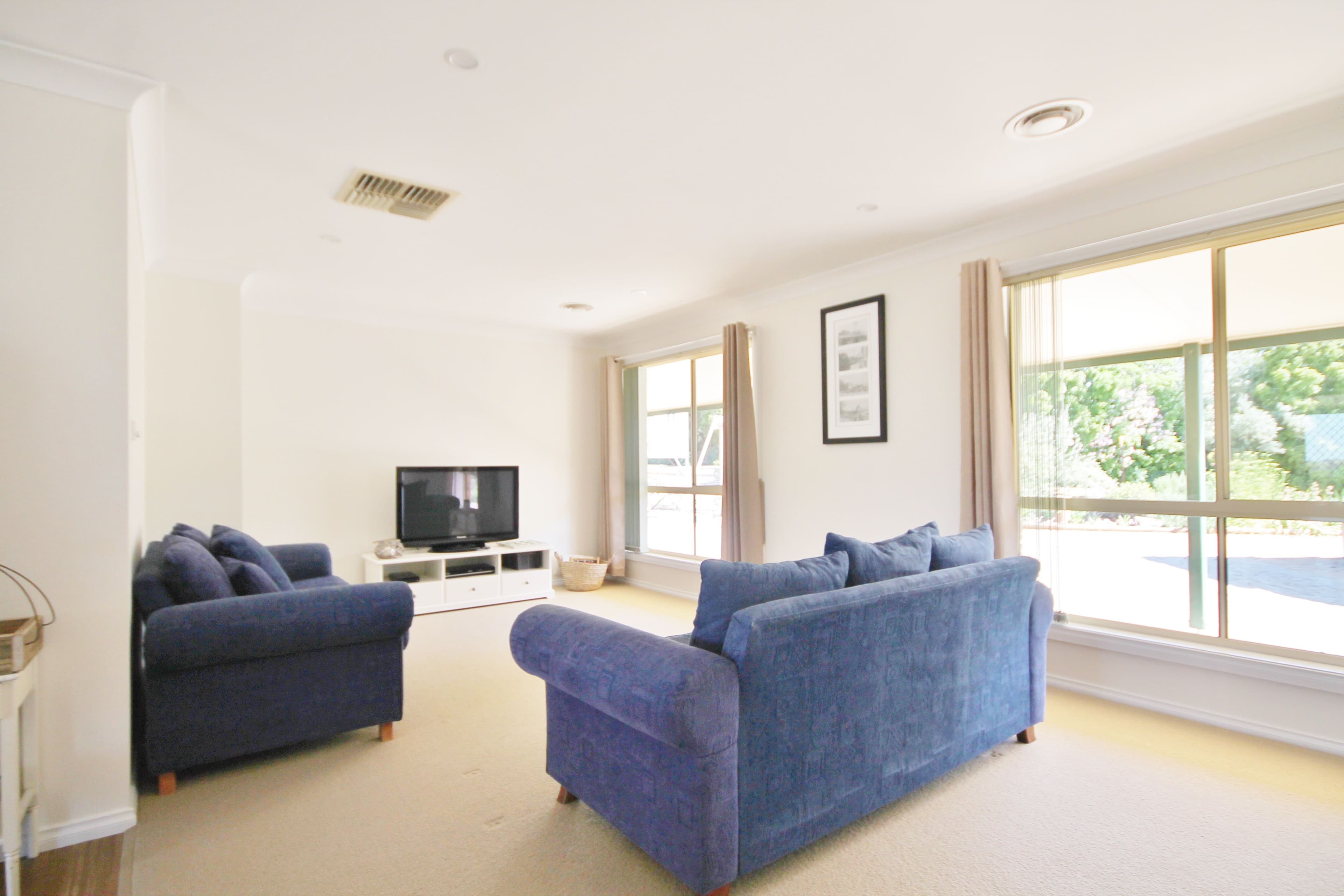 153 Willawong Street, Young - Thumbnail 7