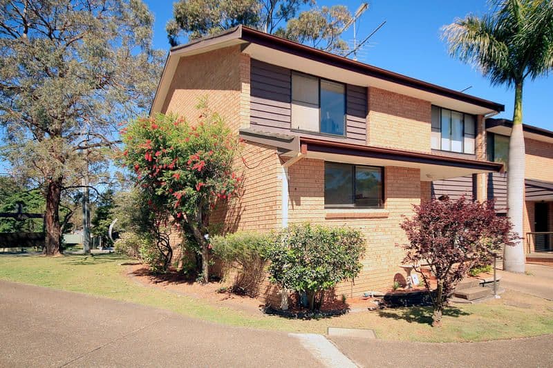 2/30 Labrador Street, Labrador, QLD, 4215, Labrador - Thumbnail 3