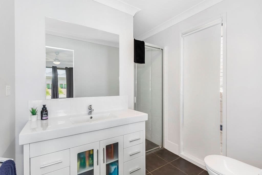 10 Bindra Street, Holmview QLD 4207, Holmview - Thumbnail 8