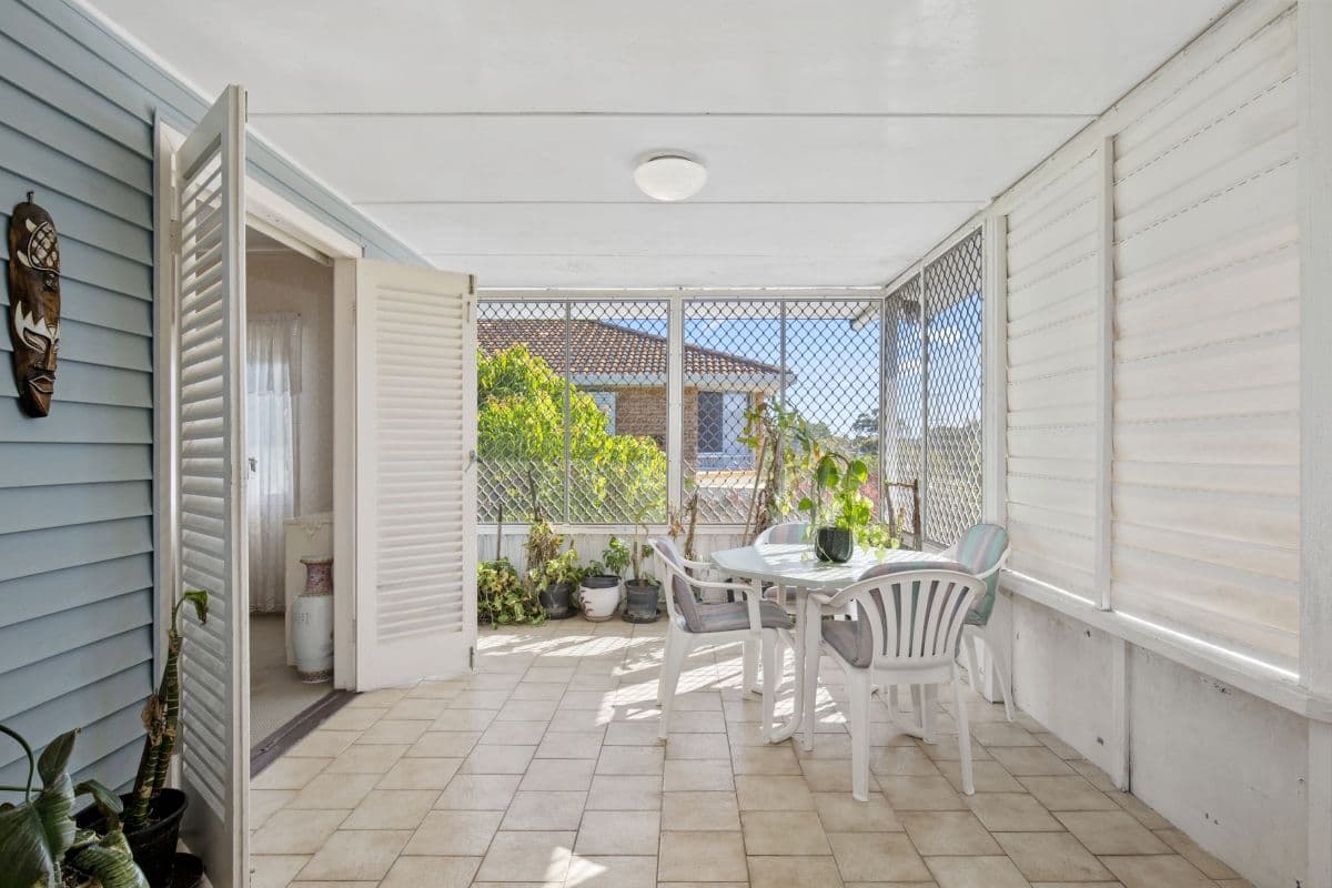 10 Waratah Avenue, Biggera Waters QLD 4216, Biggera Waters - Thumbnail 3