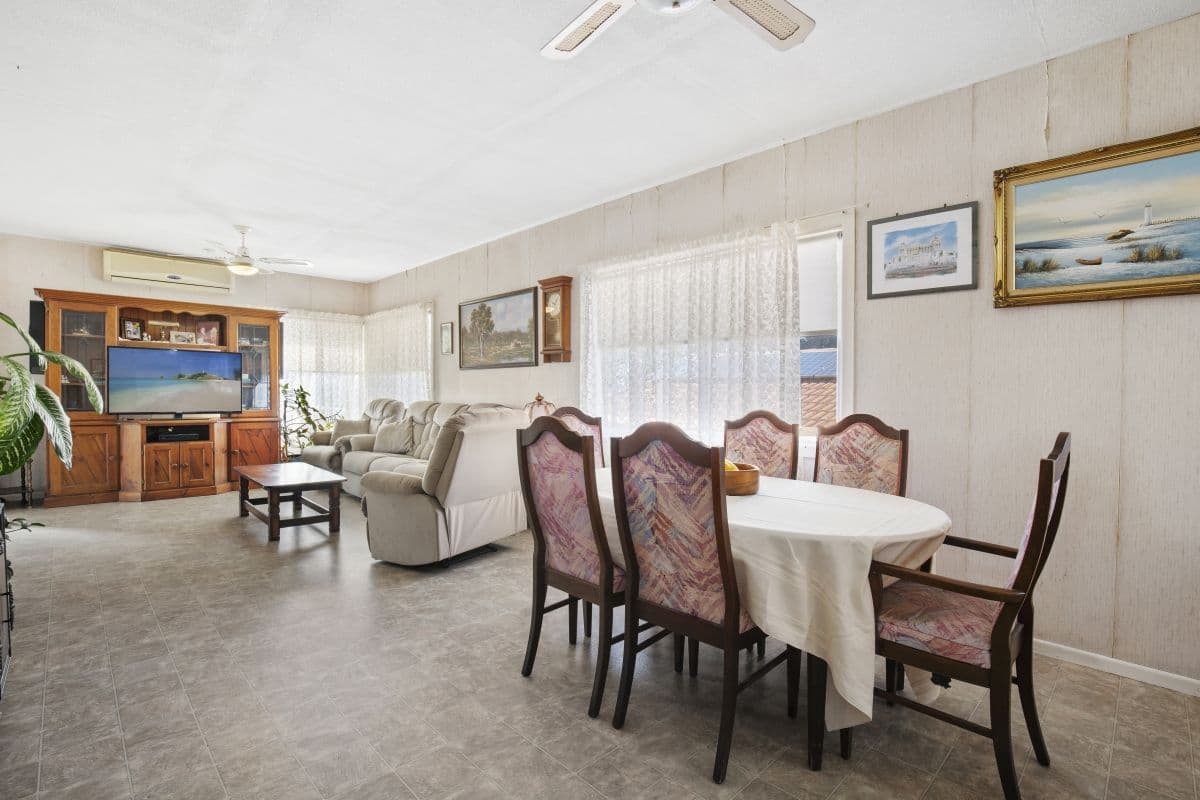 10 Waratah Avenue, Biggera Waters QLD 4216, Biggera Waters - Thumbnail 6