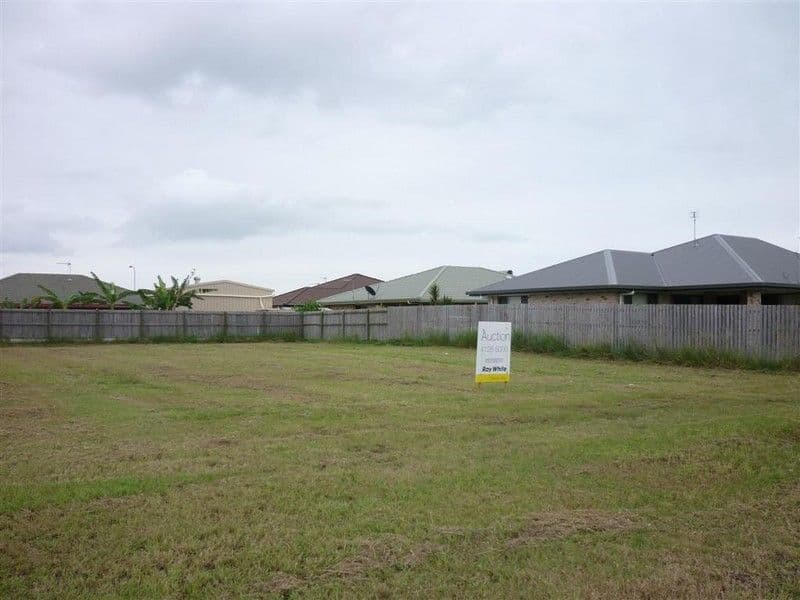 83 North Street, Point Vernon QLD 4655, Point Vernon - Thumbnail 2