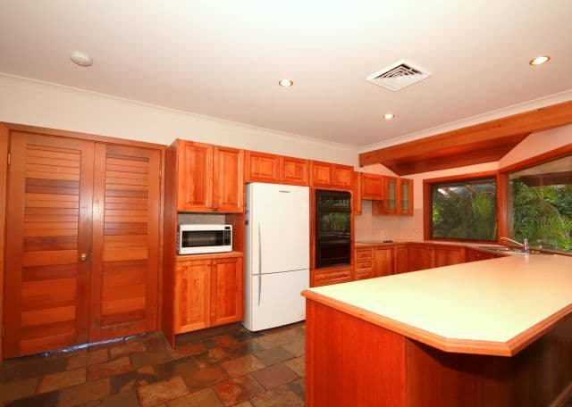28 Keswick Street, GEORGES HALL NSW 2198, Georges Hall - Thumbnail 4
