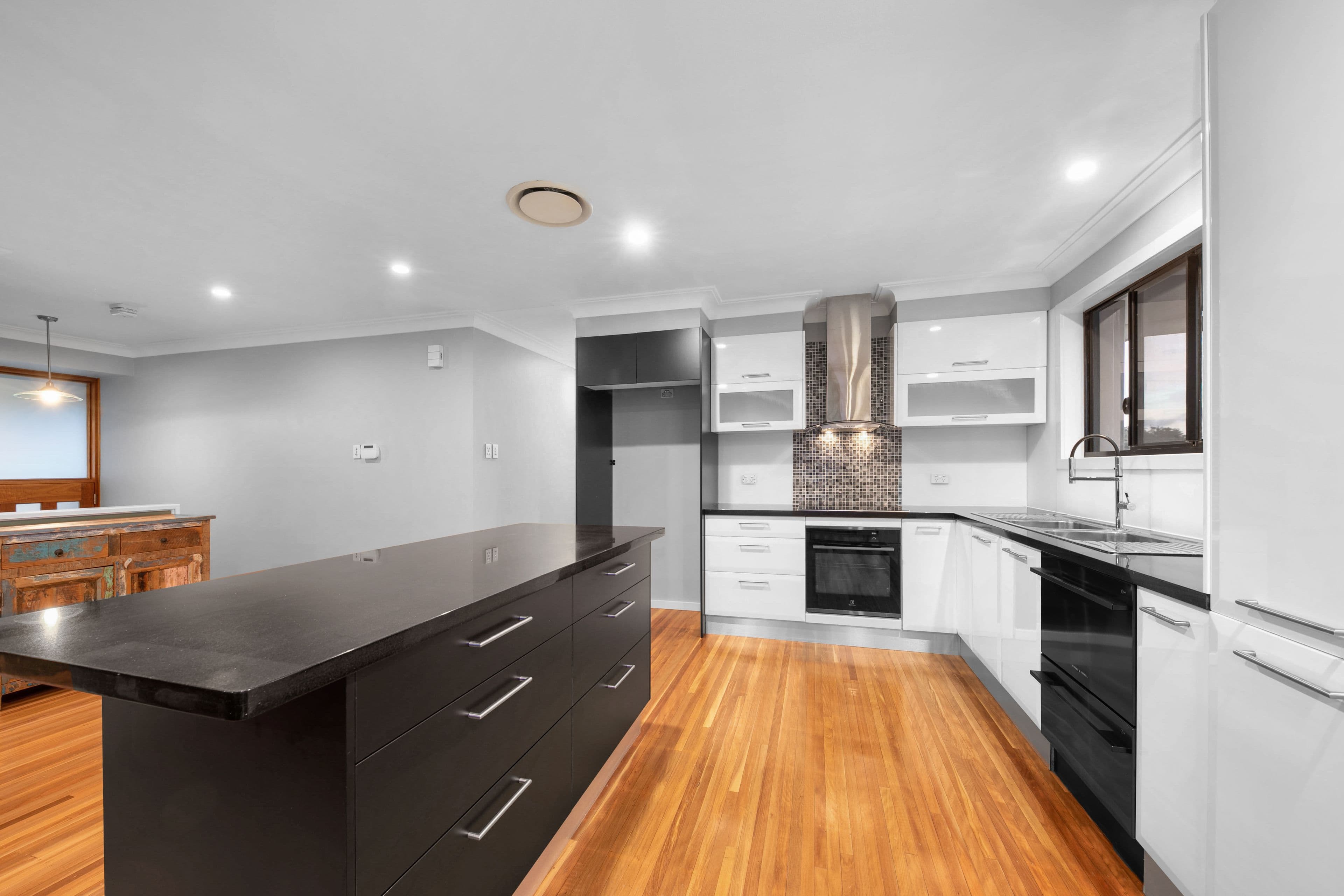 10 Truscott Street, Moorooka QLD 4105, Moorooka - Thumbnail 6