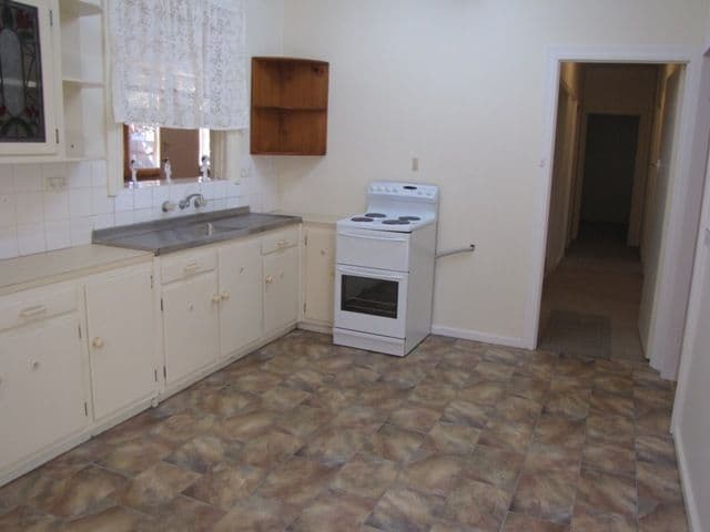 61 Tobruk Terrace, LOXTON SA 5333, Loxton - Thumbnail 5