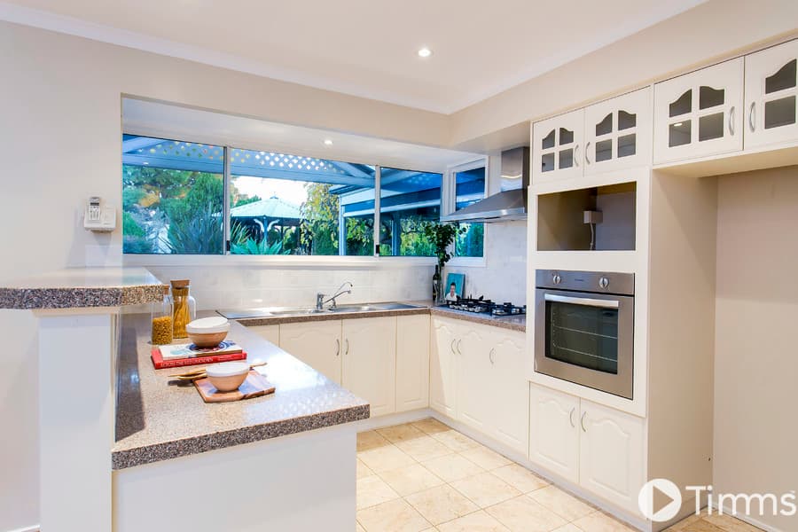 5 Farming Crescent, Hallett Cove - Thumbnail 6