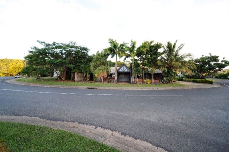 38 Coral Esplanade, CANNONVALE QLD 4802, Cannonvale - Thumbnail 6