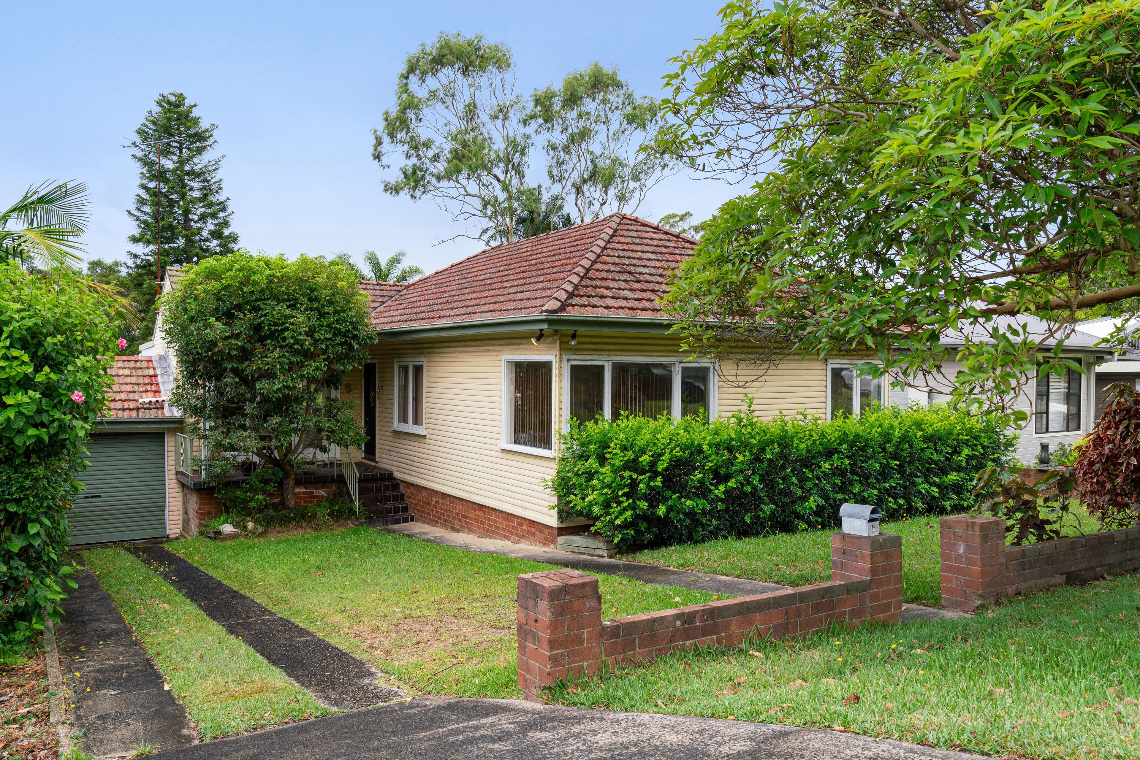 4 Binalong Avenue, Allambie Heights NSW 2100, Allambie Heights - Image 1