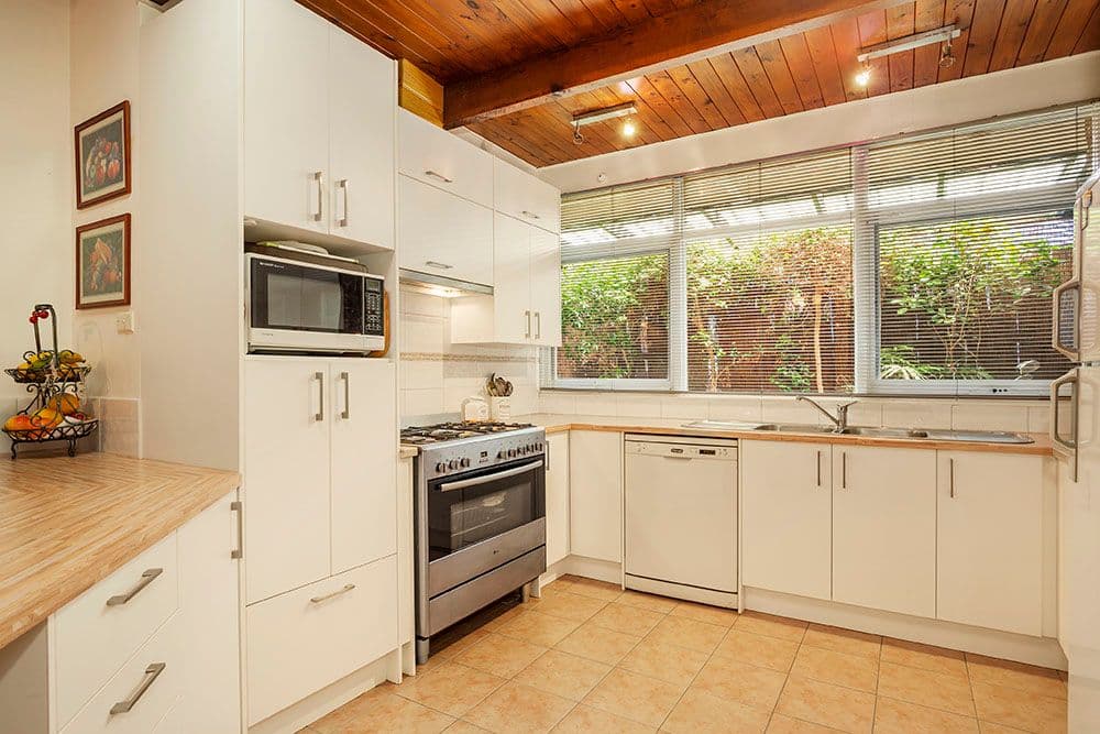 12 Woodland Street, DONCASTER VIC 3108, Doncaster - Thumbnail 4