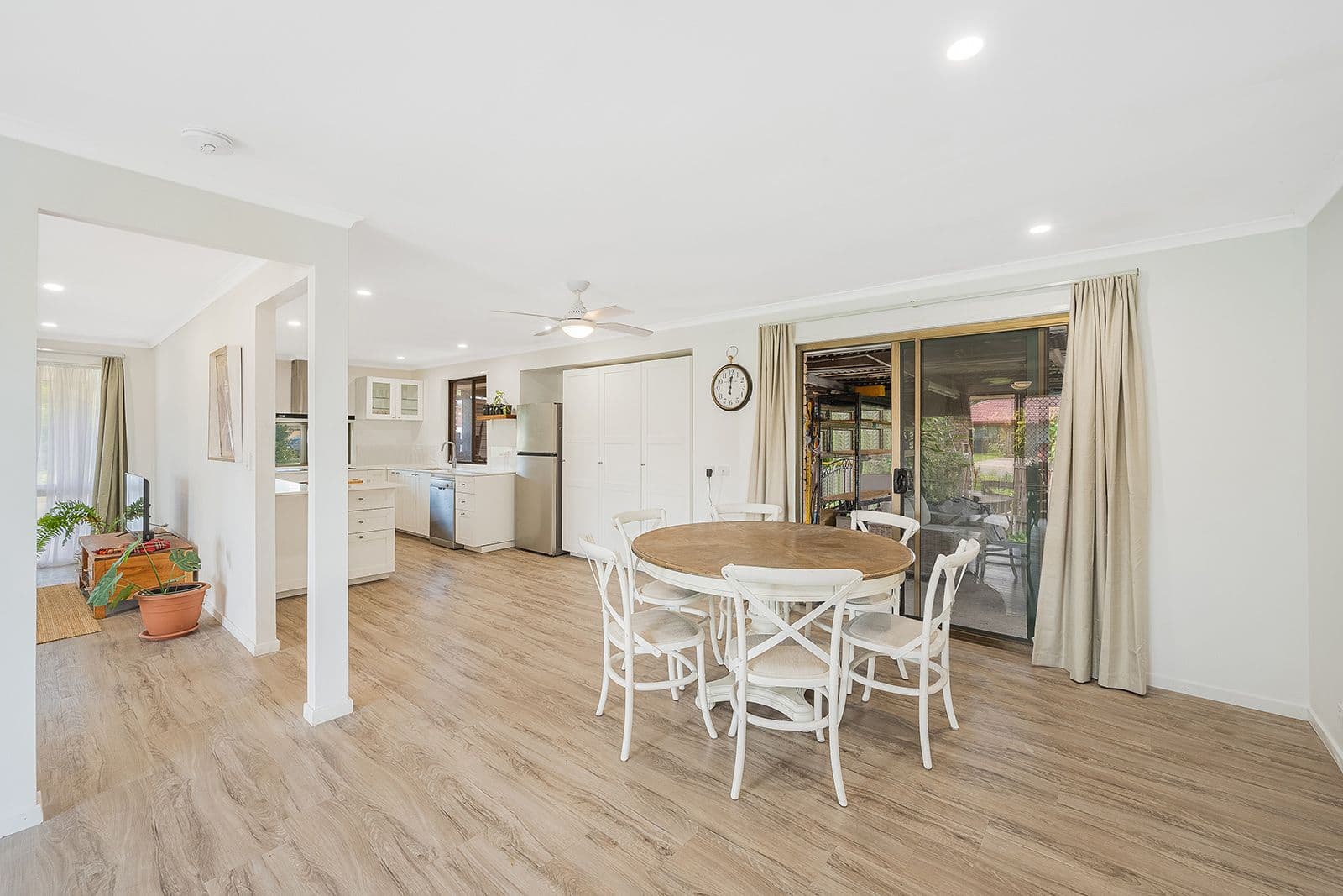 19 Crestlea Street, Bracken Ridge QLD 4017, Bracken Ridge - Thumbnail 8