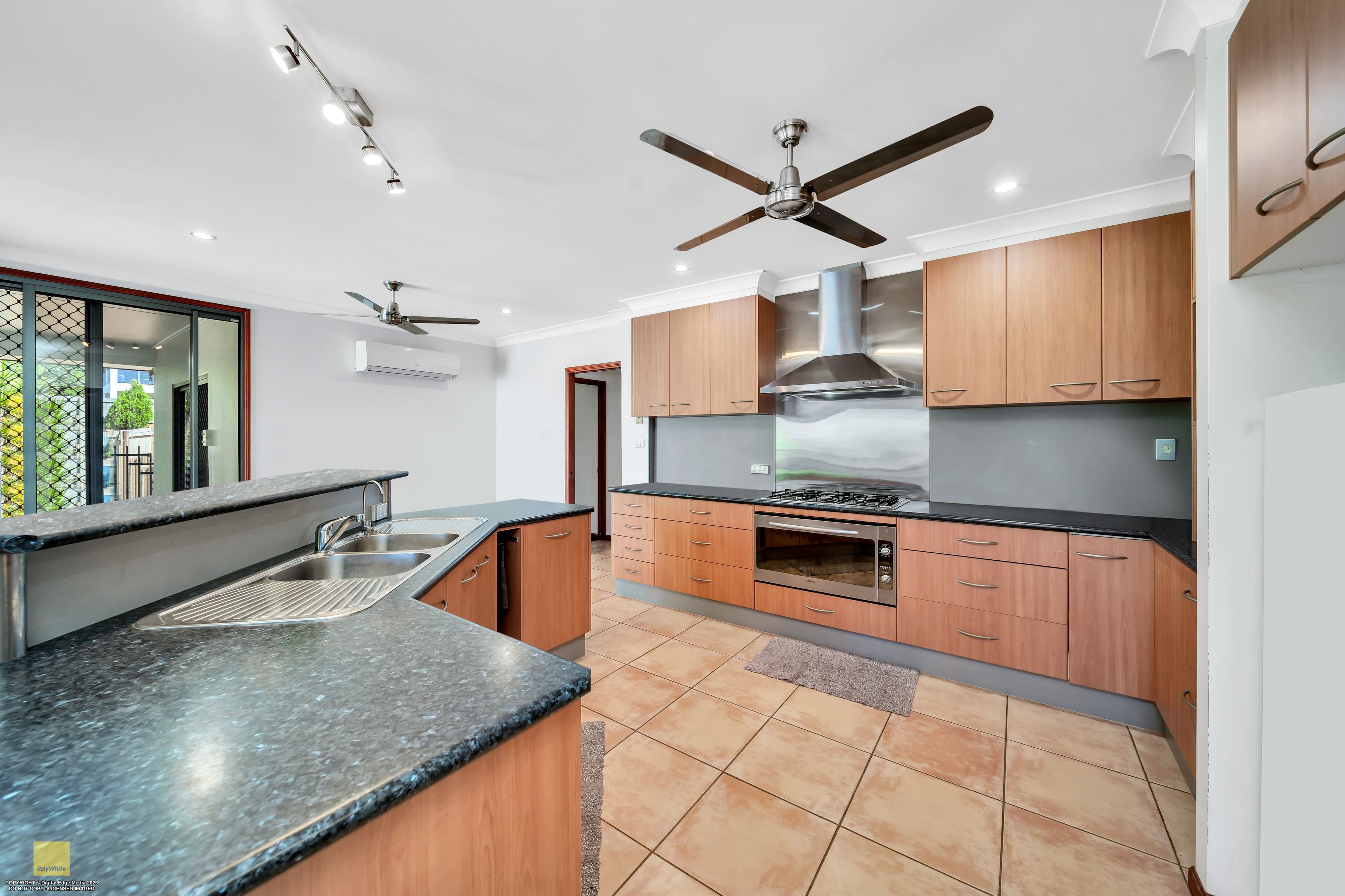 25 Dorunda Street, Mount Sheridan QLD 4868, Mount Sheridan - Thumbnail 5